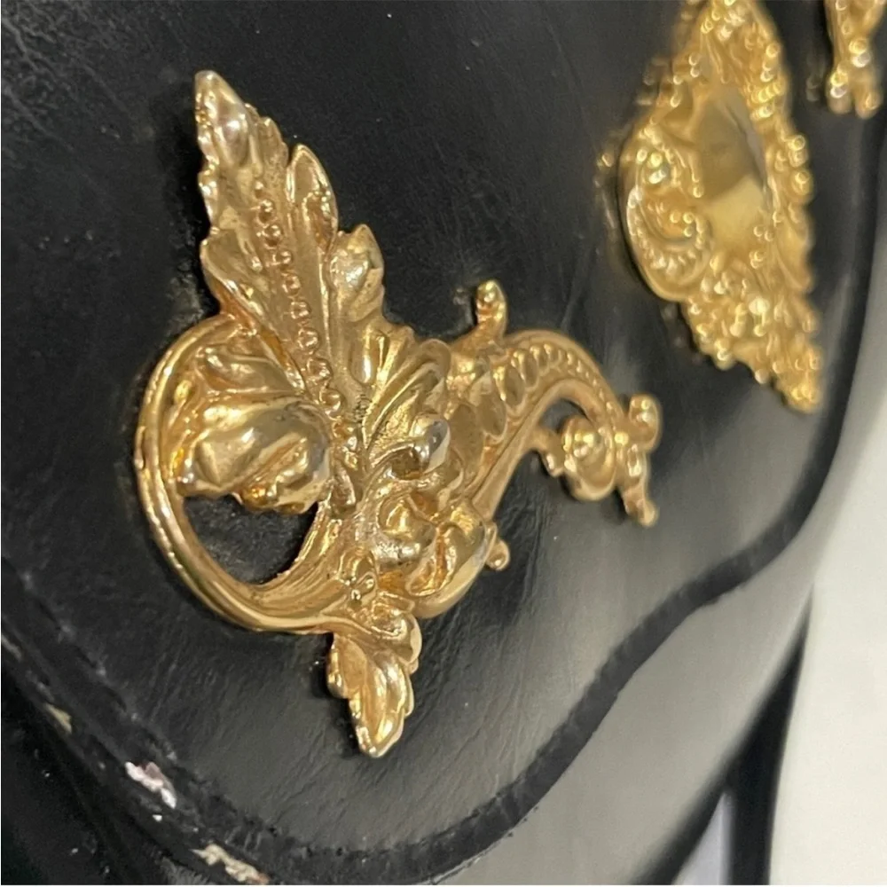 Vintage Black Leather Shoulder Bag Gold Baroque Hardware Statement Purse - Picture 9 of 14